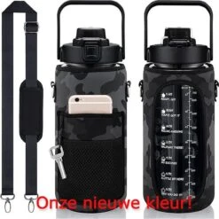 Merkloos Waterfles 2 Liter MET Sleeve Camo Zwart - Gratis Armband! - Waterfles Met Rietje -Drinkfles Met Rietje - Grote Waterfles - Bottle 2 Liter - Sportbidon - Sportfles Fitness - Waterkan - Gallon - Schenkfles - Waterflessen - Drinkbus -Drinken Goedkope Winkel 1200x1200 579
