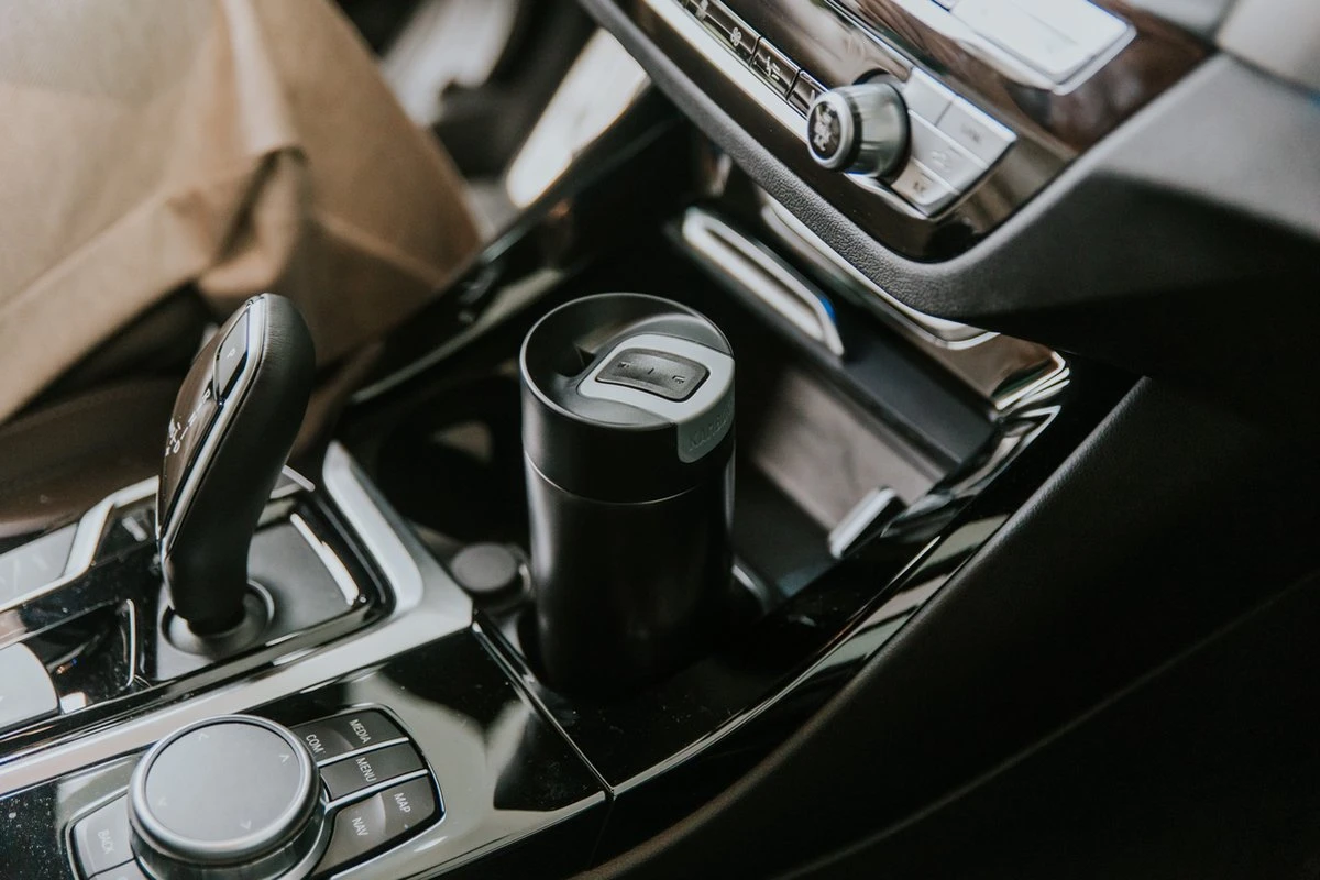 Kambukka Olympus Thermosbeker 500 Ml - Makkelijk Reinigen - Lekvrije Koffiebeker - RVS - Darkness 5 Kambukka Olympus Thermosbeker 500 Ml - Makkelijk Reinigen - Lekvrije Koffiebeker - RVS - Darkness - Afbeelding 5