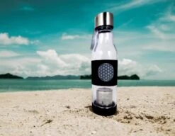 Waterfles Met Edelstenen - Bloem Des Levens - Je Eigen Energetisch Water- BPA Free - 7 Waterfles Met Edelstenen - Bloem Des Levens - Je Eigen Energetisch Water- BPA Free - -Drinken Goedkope Winkel 1200x935 2