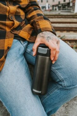 Kambukka Olympus Thermosbeker 500 Ml - Makkelijk Reinigen - Lekvrije Koffiebeker - RVS - Darkness 21 Kambukka Olympus Thermosbeker 500 Ml - Makkelijk Reinigen - Lekvrije Koffiebeker - RVS - Darkness -Drinken Goedkope Winkel 800x1200 22