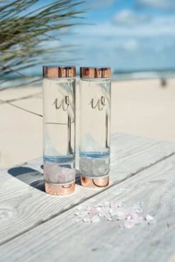Queen Of Water- Luxe Glazen Waterfles -Rozenkwarts - Waterfles Edelstenen -Kristallen - Rosé Goud - Zacht Water -Drinken Goedkope Winkel 801x1200 4