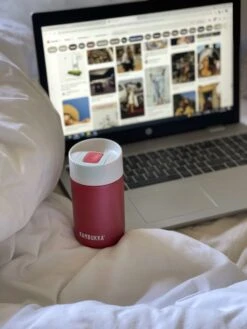 Kambukka Olympus Thermosbeker 300 Ml - Makkelijk Reinigen - Lekvrije Koffiebeker - RVS - Cherry Cake 17 Kambukka Olympus Thermosbeker 300 Ml - Makkelijk Reinigen - Lekvrije Koffiebeker - RVS - Cherry Cake -Drinken Goedkope Winkel 900x1200 2